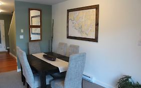Siennas Harbour House