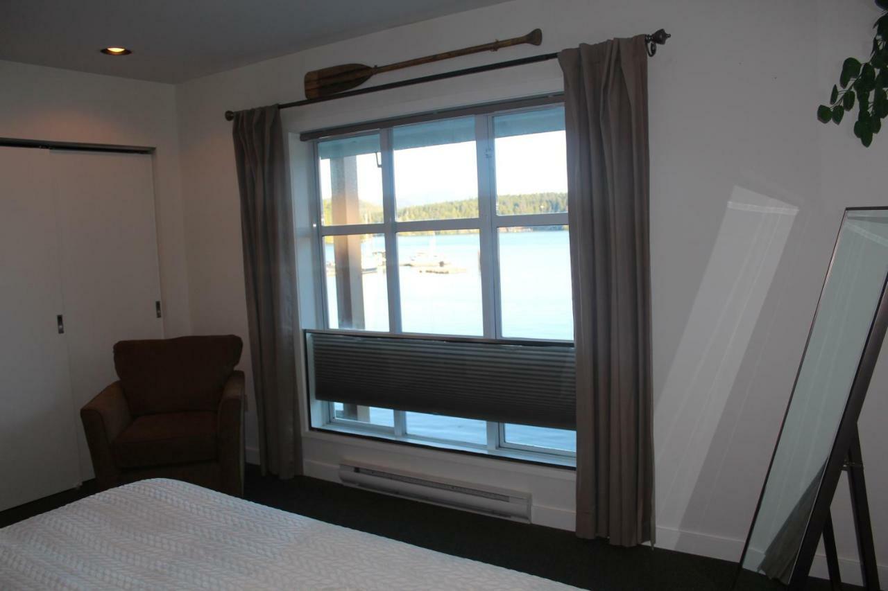 Siennas Harbour House Apartment Tofino Exterior photo